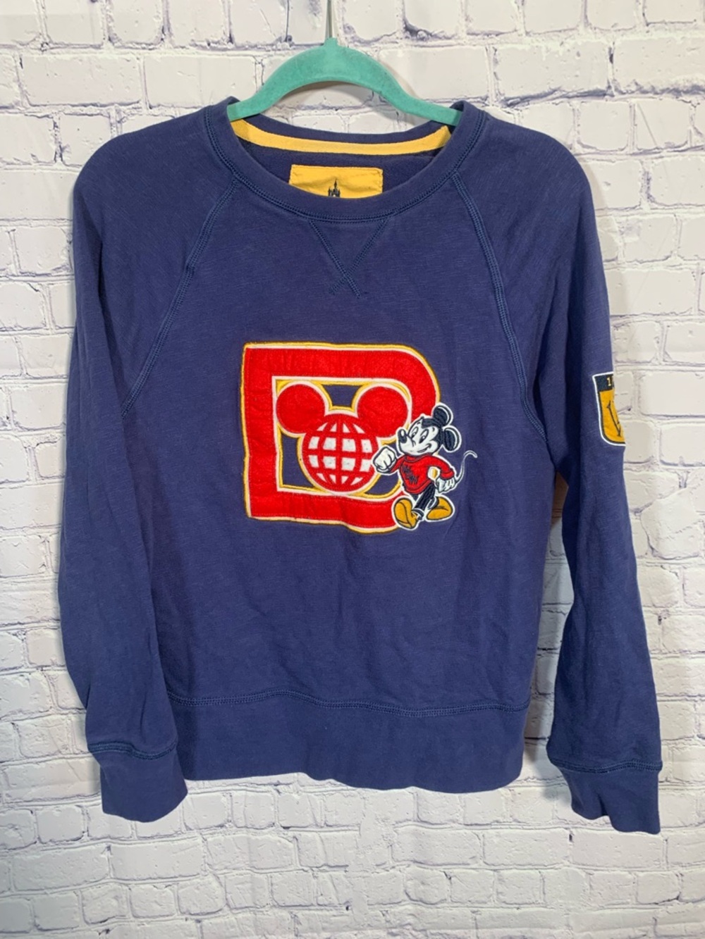Disney Parks Retro-Style Varsity Spirit Sweatshirt Navy Size S Vacation Preppy